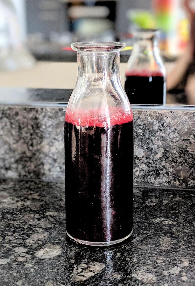 Pomegranate molasses shop